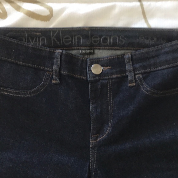 Dark Calvin Klein Jegging Jeans - Picture 4 of 6